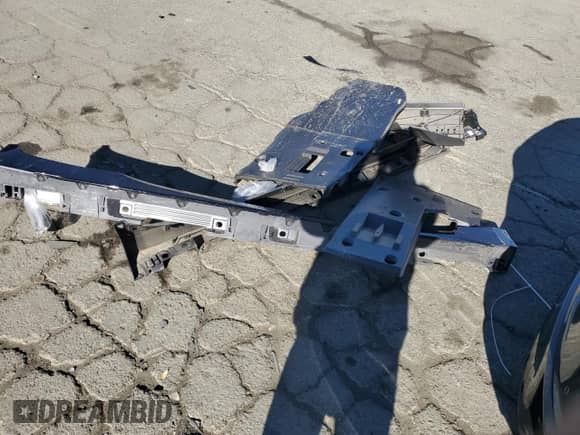 2024 Lexus IS 500 F Sport Performance z VIN JTHAP1D20R5005277, wystawiony jako Copart lot #79099864 z przebiegiem 6 297 mil mil oraz Szkoda całkowita • Salvage title. Historia ofert i sprzedaży dostępna na DreamBid. Obrazek 12.