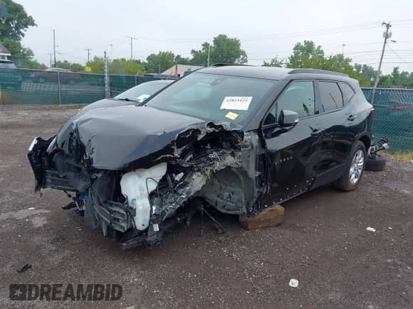 2021 Chevrolet Blazer LT с VIN 3GNKBCRS2MS557085, выставлен на аукционе IAAI как лот 42823125 с пробегом 39 924 миль миль и . История ставок и продаж доступна на DreamBid. Изображение 2.