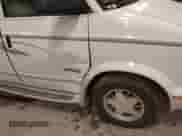 1998 Chevrolet Astro Cargo YF7 Upfitter с VIN 1GBDM19W1WB121821, выставлен на аукционе IAAI как лот 41463704 с пробегом 141 724 миль миль и . История ставок и продаж доступна на DreamBid. Изображение 6.