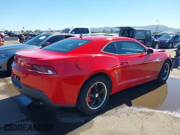 2014 Chevrolet Camaro LS z VIN 2G1FA1E36E9277337, wystawiony jako IAAI lot #43475917 z przebiegiem 149 480 mil mil oraz . Historia ofert i sprzedaży dostępna na DreamBid. Obrazek 4.