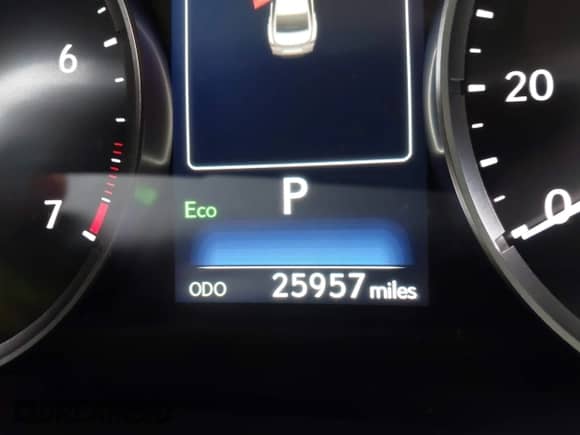 2023 Lexus IS 300 z VIN JTHD81F21P5050734, wystawiony jako IAAI lot #42464046 z przebiegiem 25 957 mil mil oraz . Historia ofert i sprzedaży dostępna na DreamBid. Obrazek 15.