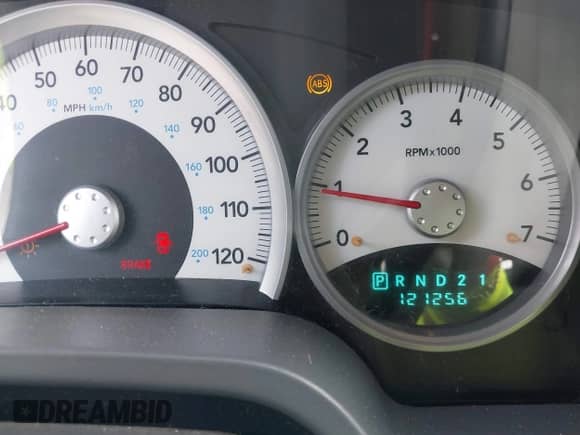 2005 Dodge Dakota SLT with VIN 1D7HW42N95S133844, listed as a IAAI auction lot 42896659 with 121,256 mi miles and . Bid and sale history available at DreamBid. Image 7.