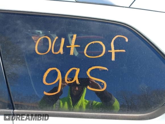 2016 Nissan Pathfinder Platinum with VIN 5N1AR2MM9GC619719, listed as a IAAI auction lot 41897461 with 137,184 mi miles and . Bid and sale history available at DreamBid. Image 12.