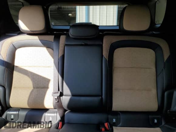 2025 Chevrolet Equinox AWD ACTIV z VIN 3GNAXSEGXSL124954, wystawiony jako Copart lot #81660655 z przebiegiem 4 985 mil mil oraz Szkoda całkowita • Salvage title. Historia ofert i sprzedaży dostępna na DreamBid. Obrazek 10.