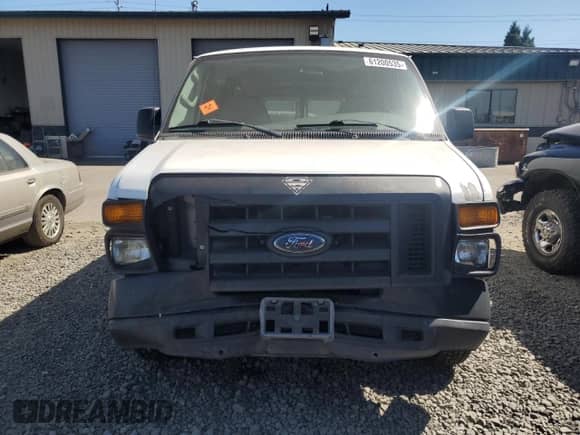 2008 Ford Econoline Cargo Commercial with VIN 1FTNE14W28DA37034, listed as a Copart auction lot 61200535 with 116,994 mi miles and Salvage title. Bid and sale history available at DreamBid. Image 5.