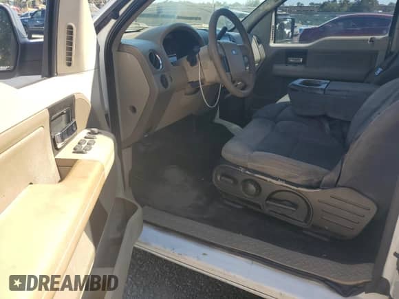 2005 Ford F-150 STX with VIN 1FTRX12WX5FA71172, listed as a Copart auction lot 86429595 with 184,726 mi miles and Salvage title. Bid and sale history available at DreamBid. Image 8.