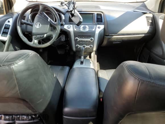 2010 Nissan Murano SL z VIN JN8AZ1MU8AW010579, wystawiony jako Copart lot #80523765 z przebiegiem Nie podano mil oraz Szkoda całkowita • Salvage title. Historia ofert i sprzedaży dostępna na DreamBid. Obrazek 8.