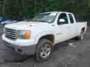 2012 GMC Sierra 1500 SLE z VIN 1GTR1VE09CZ352939, wystawiony jako IAAI lot #42930892 z przebiegiem 245 348 mil mil oraz . Historia ofert i sprzedaży dostępna na DreamBid. Obrazek 17.