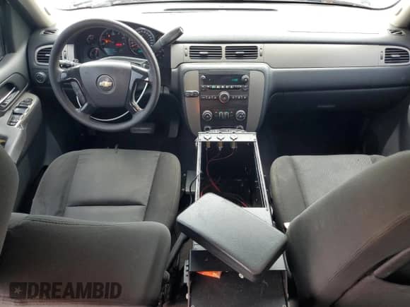 2014 Chevrolet Tahoe Commercial z VIN 1GNLC2E03ER128350, wystawiony jako Copart lot #68876045 z przebiegiem 199 729 mil mil oraz Szkoda całkowita • Salvage title. Historia ofert i sprzedaży dostępna na DreamBid. Obrazek 8.