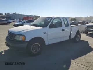 2002 Ford F-150 XL z VIN 1FTRX17242KE24255, wystawiony jako Copart lot #82246405 z przebiegiem Nie podano mil oraz Szkoda całkowita • Salvage title. Historia ofert i sprzedaży dostępna na DreamBid. Obrazek 1.