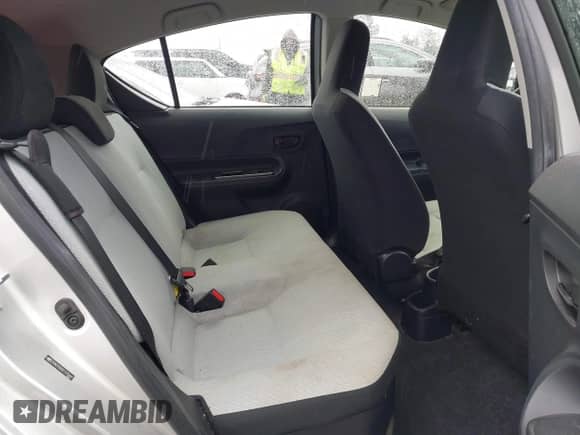 2015 Toyota Prius One z VIN JTDKDTB35F1575641, wystawiony jako IAAI lot #41803870 z przebiegiem 129 286 mil mil oraz . Historia ofert i sprzedaży dostępna na DreamBid. Obrazek 8.