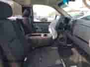 2012 GMC Sierra 1500 Work Truck z VIN 1GTN1TEX3CZ190953, wystawiony jako IAAI lot #42205917 z przebiegiem 229 407 mil mil oraz . Historia ofert i sprzedaży dostępna na DreamBid. Obrazek 5.