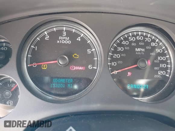 2007 Chevrolet Suburban LTZ с VIN 3GNFK16367G103724, выставлен на аукционе IAAI как лот 42249081 с пробегом 153 201 миль миль и . История ставок и продаж доступна на DreamBid. Изображение 7.