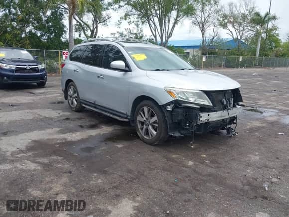 2016 Nissan Pathfinder S z VIN 5N1AR2MN4GC661692, wystawiony jako IAAI lot #42176423 z przebiegiem 90 983 mil mil oraz . Historia ofert i sprzedaży dostępna na DreamBid. Obrazek 1.