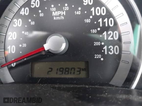 2008 Hyundai Entourage GLS с VIN KNDMC233986053654, выставлен на аукционе IAAI как лот 40950764 с пробегом 219 803 миль миль и . История ставок и продаж доступна на DreamBid. Изображение 7.