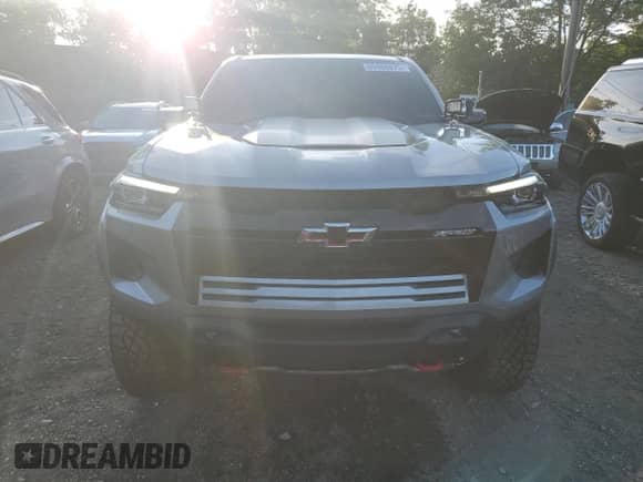 2025 Chevrolet Colorado 4WD ZR2 с VIN 1GCPTFEK2S1135383, выставлен на аукционе Copart как лот 65988875 с пробегом 3 710 миль миль и Списание • Salvage title. История ставок и продаж доступна на DreamBid. Изображение 5.
