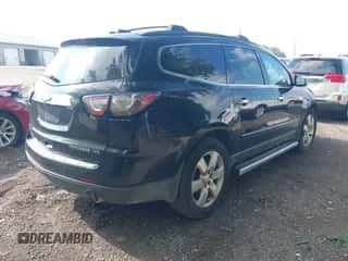 2016 Chevrolet Traverse LTZ z VIN 1GNKVJKD9GJ155755, wystawiony jako IAAI lot #42728073 z przebiegiem 210 807 mil mil oraz . Historia ofert i sprzedaży dostępna na DreamBid. Obrazek 4.