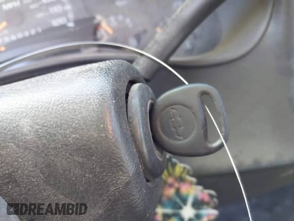 2006 Chevrolet Silverado 1500 Work Truck с VIN 3GCEC14X76G213817, выставлен на аукционе IAAI как лот 41817367 с пробегом 181 860 миль миль и . История ставок и продаж доступна на DreamBid. Изображение 11.