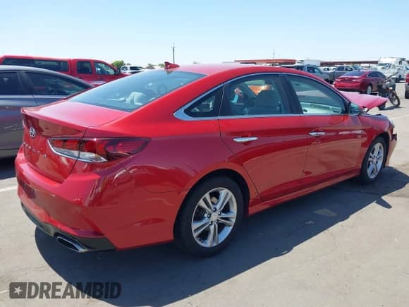 2018 Hyundai Sonata Limited с VIN 5NPE34AFXJH689704, выставлен на аукционе IAAI как лот 42540284 с пробегом 69 085 миль миль и . История ставок и продаж доступна на DreamBid. Изображение 4.
