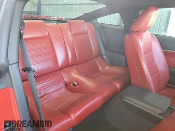 2006 Ford Mustang GT Deluxe с VIN 1ZVFT82H765120194, выставлен на аукционе Copart как лот 69232235 с пробегом 89 604 миль миль и Чистый • Clean title. История ставок и продаж доступна на DreamBid. Изображение 10.