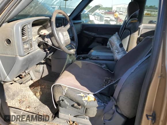 2000 GMC Sierra 1500 SLE с VIN 1GTEK19TXYE153051, выставлен на аукционе Copart как лот 84776915 с пробегом 343 535 миль миль и Чистый • Clean title. История ставок и продаж доступна на DreamBid. Изображение 7.