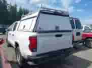 2023 Chevrolet Colorado 2WD Work Truck с VIN 1GCPSBEK4P1197130, выставлен на аукционе IAAI как лот 42474302 с пробегом Не указан миль и . История ставок и продаж доступна на DreamBid. Изображение 3.