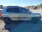 2008 Hyundai Tucson SE with VIN KM8JN12D88U823609, listed as a IAAI auction lot 43331072 with 184,362 mi miles and . Bid and sale history available at DreamBid. Image 13.