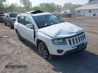 2016 Jeep Compass High Altitude с VIN 1C4NJDEB7GD657935, выставлен на аукционе IAAI как лот 42216172 с пробегом 131 137 миль миль и . История ставок и продаж доступна на DreamBid. Изображение 1.