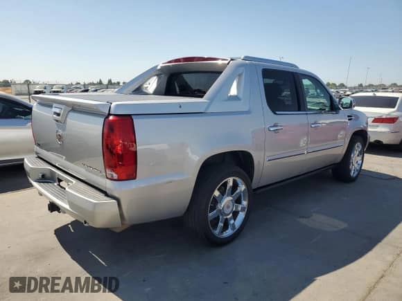 2010 Cadillac Escalade EXT Premium with VIN 3GYVKNEF0AG192375, listed as a Copart auction lot 60010155 with 244,451 mi miles and Clean title. Bid and sale history available at DreamBid. Image 3.