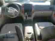 2010 Toyota Sienna XLE с VIN 5TDYK4CC8AS324290, выставлен на аукционе Copart как лот 81019885 с пробегом 130 506 миль миль и Списание • Salvage title. История ставок и продаж доступна на DreamBid. Изображение 8.