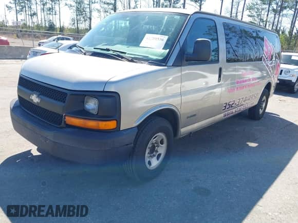 2004 Chevrolet Express Passenger with VIN 1GAHG39U041230488, listed as a IAAI auction lot 41780536 with 141,360 mi miles and . Bid and sale history available at DreamBid. Image 2.