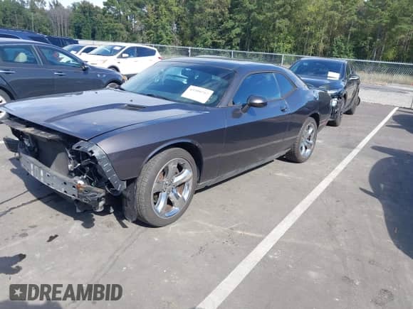 2013 Dodge Challenger SXT с VIN 2C3CDYAG0DH684162, выставлен на аукционе IAAI как лот 43399757 с пробегом 113 941 миль миль и . История ставок и продаж доступна на DreamBid. Изображение 18.