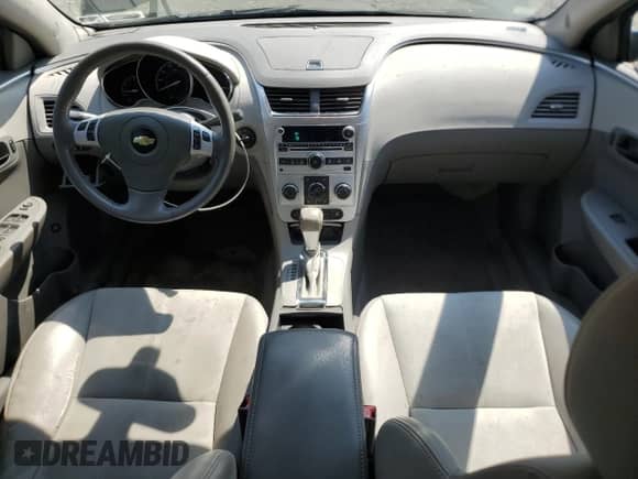 2012 Chevrolet Malibu 3LT z VIN 1G1ZF5E76CF324850, wystawiony jako Copart lot #68413615 z przebiegiem 178 166 mil mil oraz Szkoda całkowita • Salvage title. Historia ofert i sprzedaży dostępna na DreamBid. Obrazek 8.