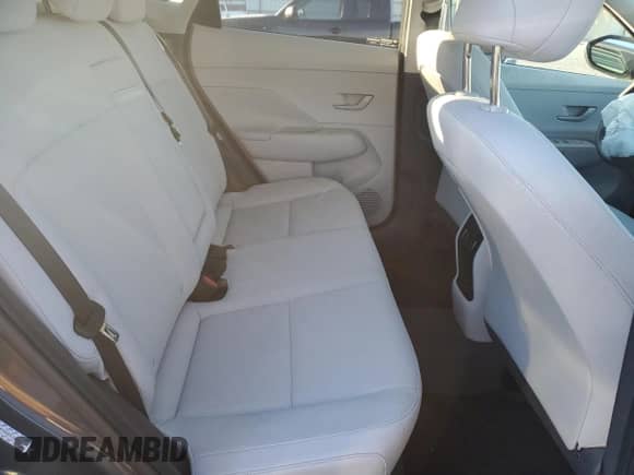 2024 Hyundai Kona SEL с VIN KM8HC3AB4RU070274, выставлен на аукционе Copart как лот 79359174 с пробегом 9 126 миль миль и Списание • Salvage title. История ставок и продаж доступна на DreamBid. Изображение 11.