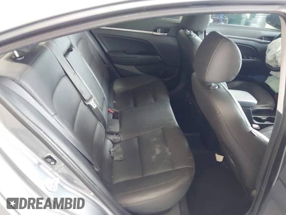 2019 Hyundai Elantra SEL z VIN KMHD84LF5KU847847, wystawiony jako IAAI lot #42572892 z przebiegiem 104 659 mil mil oraz . Historia ofert i sprzedaży dostępna na DreamBid. Obrazek 8.