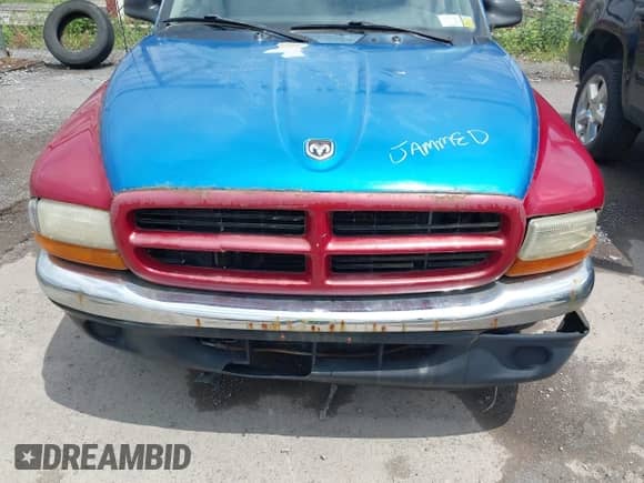 2001 Dodge Dakota Sport with VIN 1B7GL2AN31S115001, listed as a IAAI auction lot 42452634 with Not provided miles and . Bid and sale history available at DreamBid. Image 6.