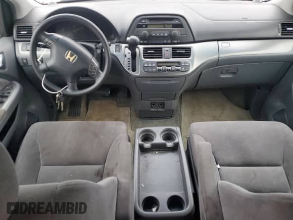 2005 Honda Odyssey EX z VIN 5FNRL38485B406723, wystawiony jako Copart lot #82227985 z przebiegiem 283 465 mil mil oraz Szkoda całkowita • Salvage title. Historia ofert i sprzedaży dostępna na DreamBid. Obrazek 8.