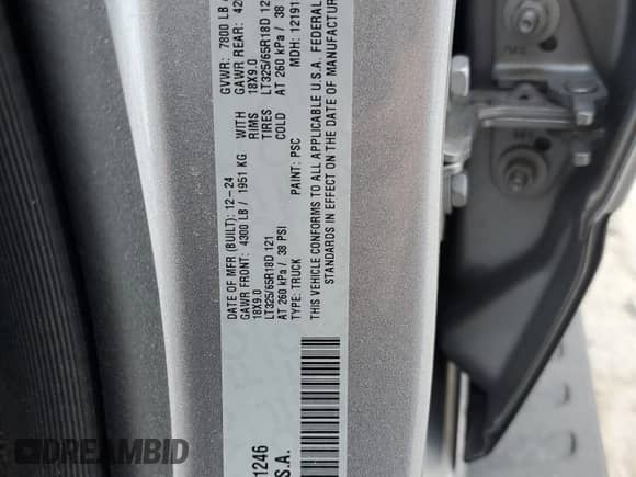 2025 Ram 1500 RHO z VIN 1C6SRFUP6SN661246, wystawiony jako Copart lot #65175565 z przebiegiem 11 289 mil mil oraz Szkoda całkowita • Salvage title. Historia ofert i sprzedaży dostępna na DreamBid. Obrazek 12.