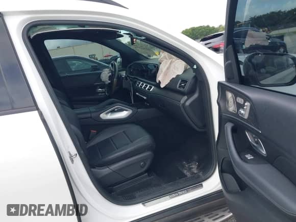 2022 Mercedes-Benz GLS 450 with VIN 4JGFF5KE2NA807714, listed as a IAAI auction lot 42741894 with 40,407 mi miles and . Bid and sale history available at DreamBid. Image 5.