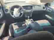 2015 Nissan Pathfinder S z VIN 5N1AR2MNXFC660299, wystawiony jako Copart lot #71204025 z przebiegiem 165 078 mil mil oraz Szkoda całkowita • Salvage title. Historia ofert i sprzedaży dostępna na DreamBid. Obrazek 8.