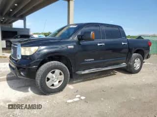 2012 Toyota Tundra Limited z VIN 5TFHW5F15CX247945, wystawiony jako Copart lot #67453135 z przebiegiem Nie podano mil oraz Czysty tytuł • Clean title. Historia ofert i sprzedaży dostępna na DreamBid. Obrazek 1.