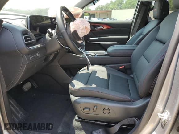 2025 Chevrolet Traverse AWD Z71 с VIN 1GNEVJRSXSJ229159, выставлен на аукционе Copart как лот 65828155 с пробегом 3 012 миль миль и Списание • Salvage title. История ставок и продаж доступна на DreamBid. Изображение 7.