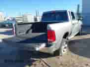 2019 Ram 1500 Express z VIN 1C6RR7KT1KS668854, wystawiony jako IAAI lot #41021260 z przebiegiem 154 655 mil mil oraz . Historia ofert i sprzedaży dostępna na DreamBid. Obrazek 4.