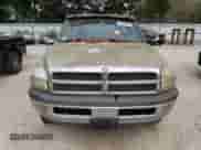 1998 Dodge 1500 z VIN 1B7HF16Y7WS591347, wystawiony jako Copart lot #73014624 z przebiegiem Nie podano mil oraz Czysty tytuł • Clean title. Historia ofert i sprzedaży dostępna na DreamBid. Obrazek 5.