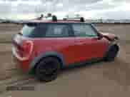 2015 MINI Hardtop with VIN WMWXM5C58FT941398, listed as a Copart auction lot 82272015 with 154,161 mi miles and Salvage title. Bid and sale history available at DreamBid. Image 3.
