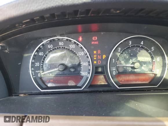 2002 BMW 7 Series 745i z VIN WBAGL63462DP51152, wystawiony jako Copart lot #86294845 z przebiegiem 128 445 mil mil oraz Szkoda całkowita • Salvage title. Historia ofert i sprzedaży dostępna na DreamBid. Obrazek 9.