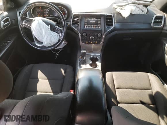 2020 Jeep Grand Cherokee Laredo E с VIN 1C4RJFAG7LC158549, выставлен на аукционе Copart как лот 80550645 с пробегом 67 319 миль миль и Списание • Salvage title. История ставок и продаж доступна на DreamBid. Изображение 8.