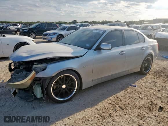 2004 BMW 5 Series 530i with VIN WBANA73514B061741, listed as a Copart auction lot 81149445 with 105,246 mi miles and Salvage title. Bid and sale history available at DreamBid. Image 1.