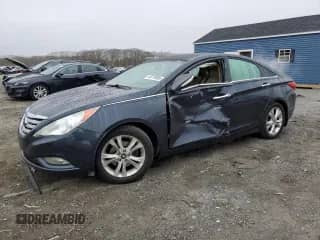 2013 Hyundai Sonata Limited с VIN 5NPEC4ACXDH680219, выставлен на аукционе Copart как лот 49719995 с пробегом 150 636 миль миль и Чистый • Clean title. История ставок и продаж доступна на DreamBid. Изображение 1.