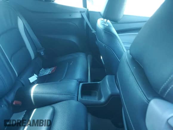 2018 Chevrolet Camaro 1SS z VIN 1G1FF3D79J0169820, wystawiony jako Copart lot #70985875 z przebiegiem 97 825 mil mil oraz Szkoda całkowita • Salvage title. Historia ofert i sprzedaży dostępna na DreamBid. Obrazek 10.